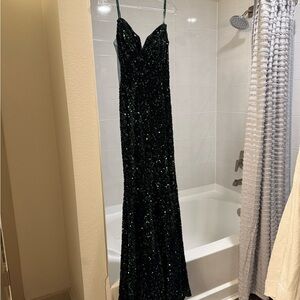 Elegant Green Sequin Prom Dress